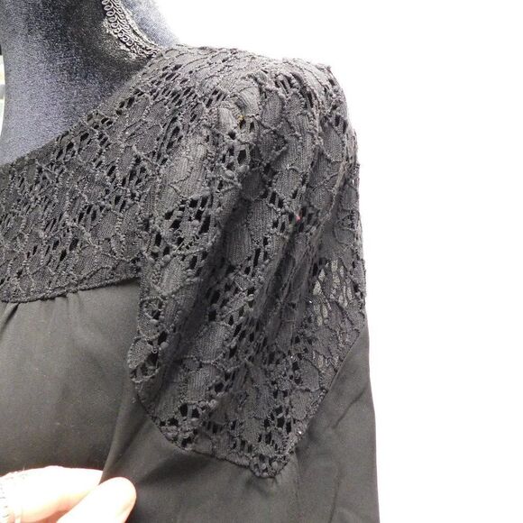 Anthropologie Kit and Sky S Black Silky Crochet Embroidered Blouse EUC - Picture 4 of 5